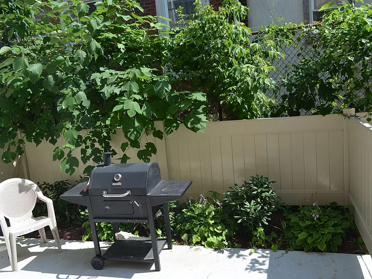 4308 Wallace St — Photo 7