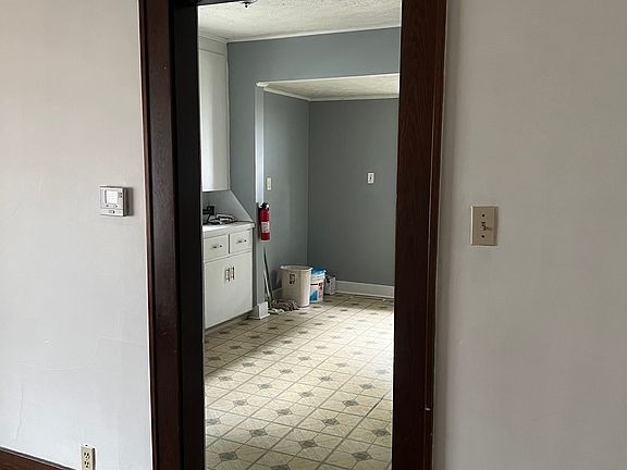 2nd image of 1030 Herberich Ave