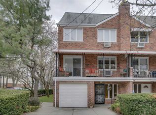 14466 25th Rd, Flushing, NY 11354