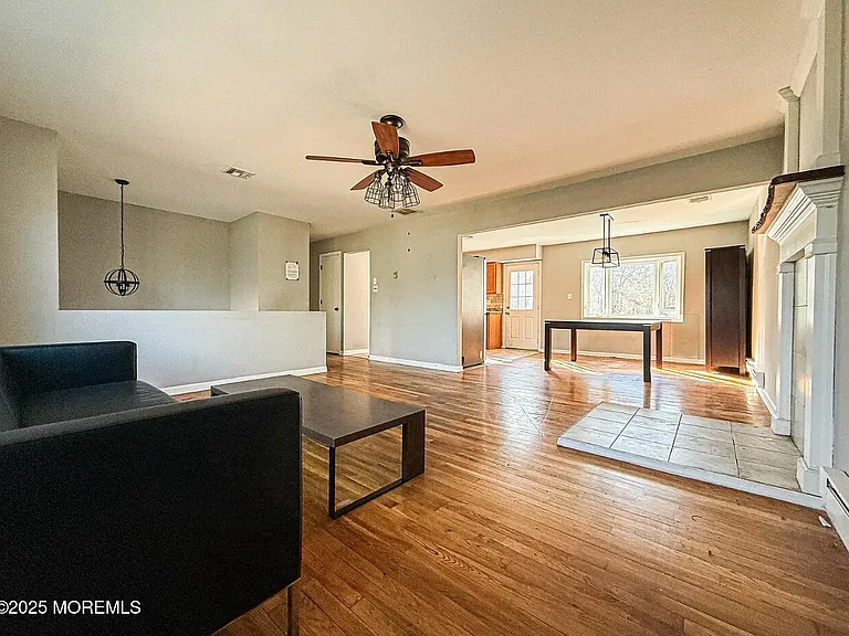 532 Frank Applegate Rd — Photo 2