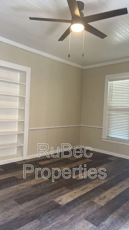1 bed, 1.0 bath, $1,200 — Photo 4