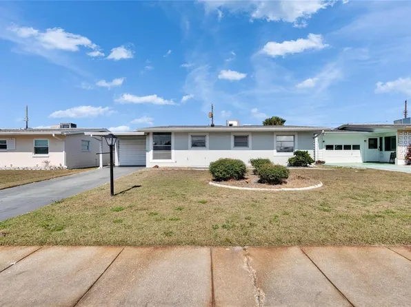 1531 Council Dr, Sun City Center, FL 33573