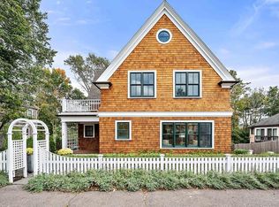 3 Arbella St, Manchester, MA 01944