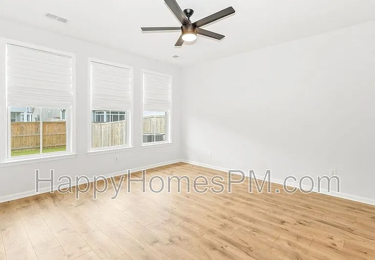 8826 Credence Dr — Photo 17