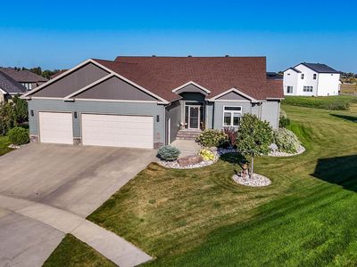 813 Birdie Ct, Mapleton, ND, 58059
