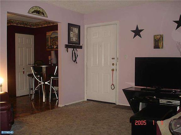 4th image of 106 Chambord Ct