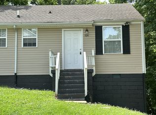 924 Woody Hills Dr, Clarksville, TN