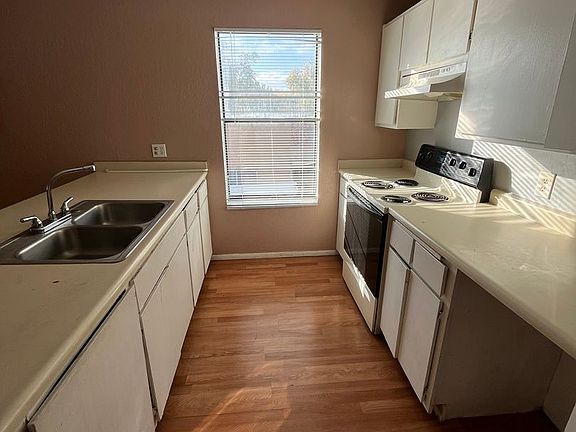 4th image of 1100 Coal Ave SW APT 11
