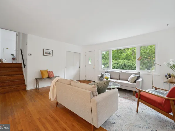 208 N Central Blvd, Broomall, PA 19008