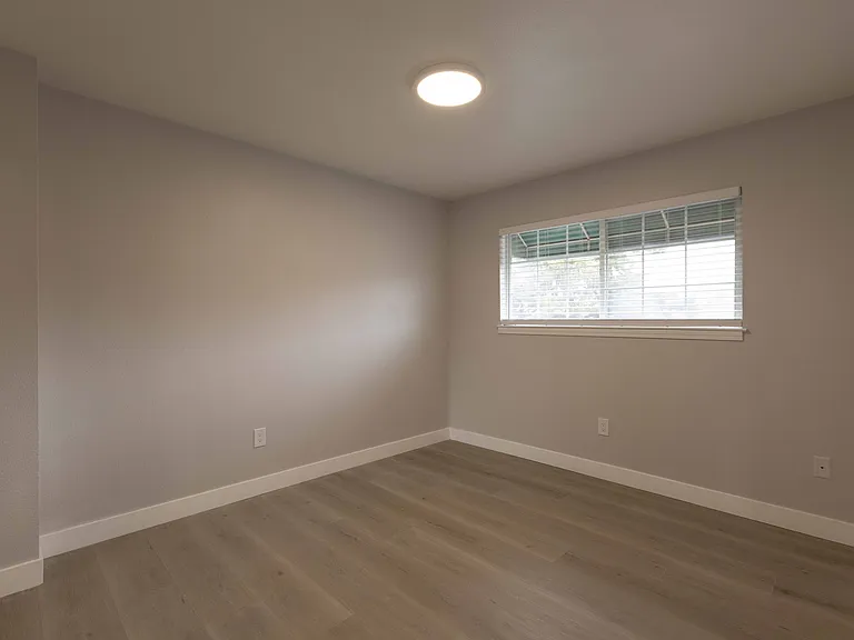 5400 Highland Ave #2 — Photo 5
