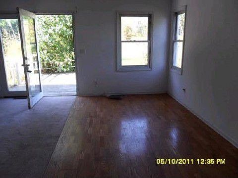 2nd image of 404 Tulip Dr