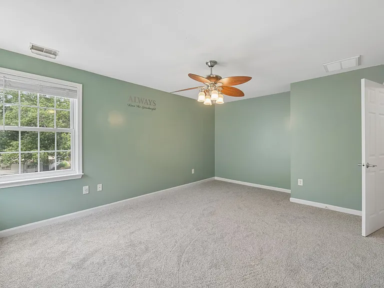 713 Mimosa Cove Rd — Photo 53