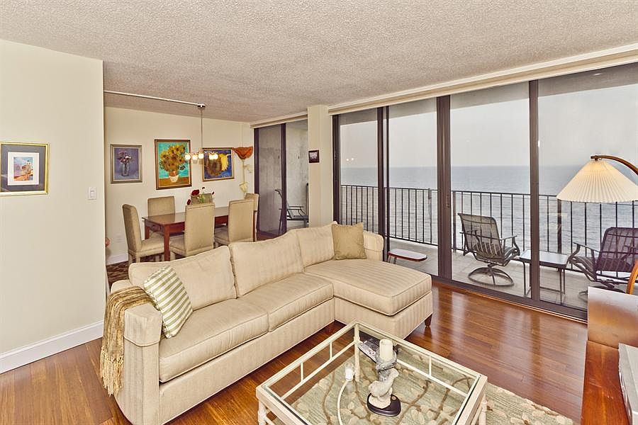 1st image of 1301 S 1st St #1605