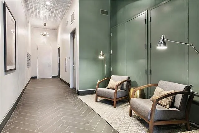 Building Photo - 221 Chartres St #302