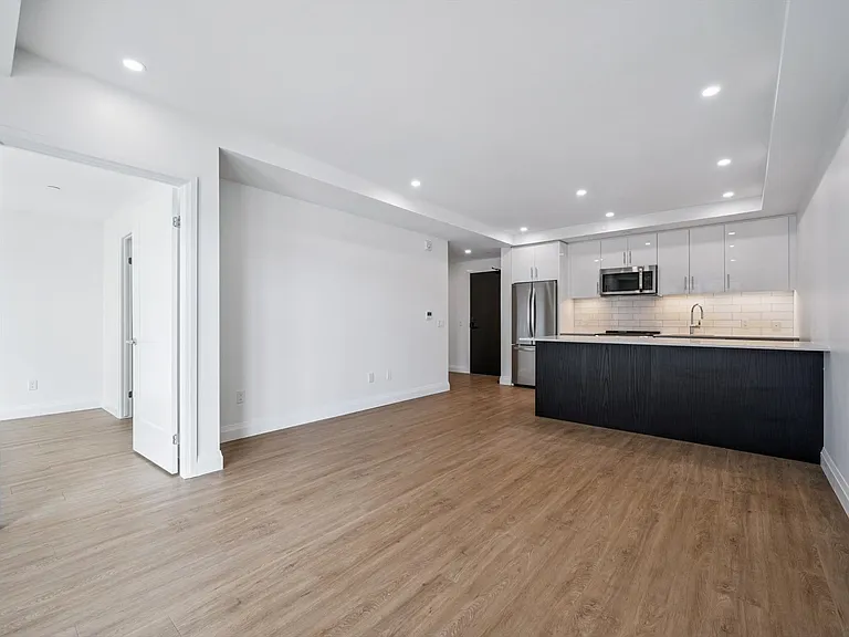 410 Westhaven St — Photo 53