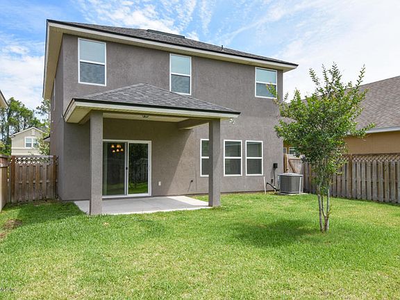 5th image of 329 Silver Glen Ave