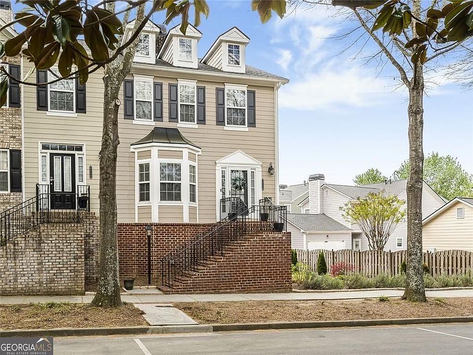1st image of 3774 Lake Point Blvd