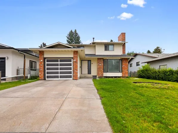 51 Castlebury Way NE, Calgary, AB T3J 1K7