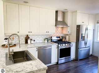 6239 Cherry Blossom Dr, Traverse City, MI 49685