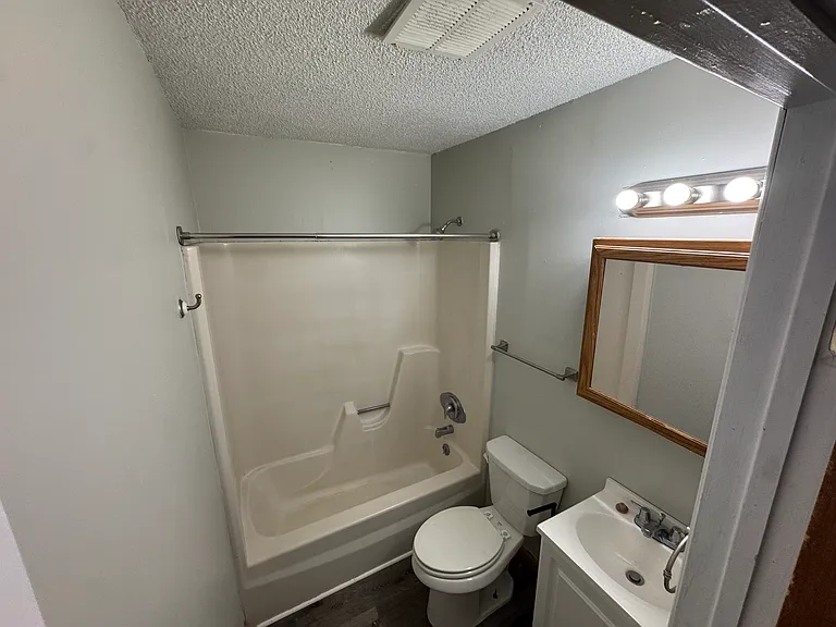 175 Mill Pond Rd #102A — Photo 7