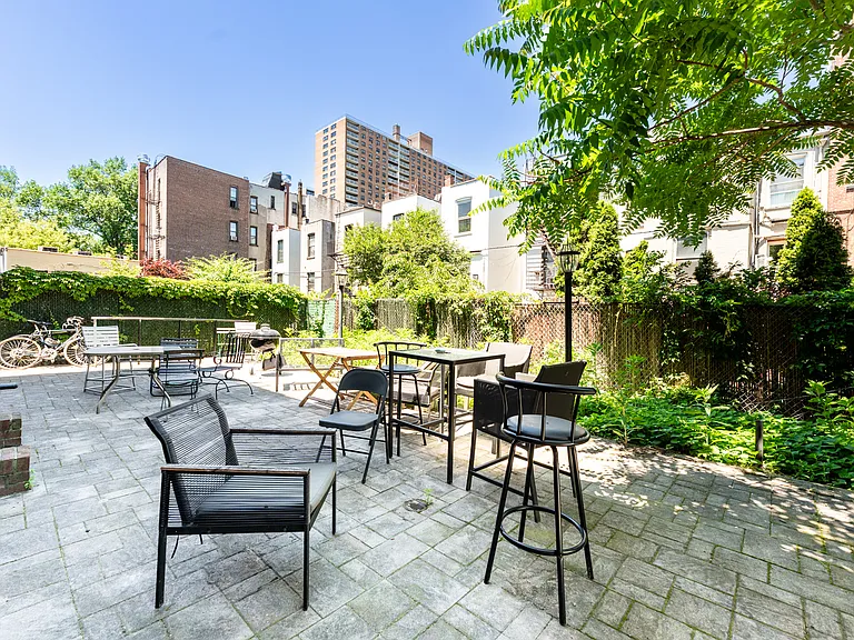 53 Clifton Pl #4D — Photo 13