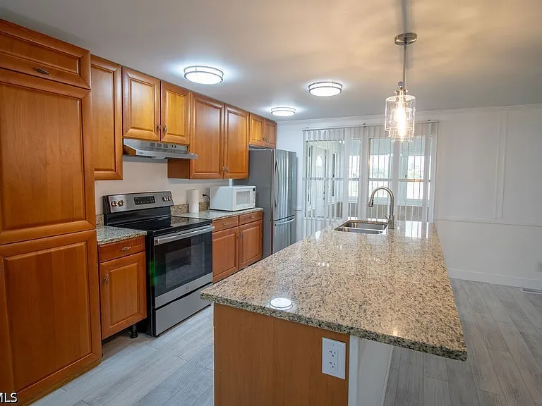 5506 Virginia Dare Ln — Photo 8