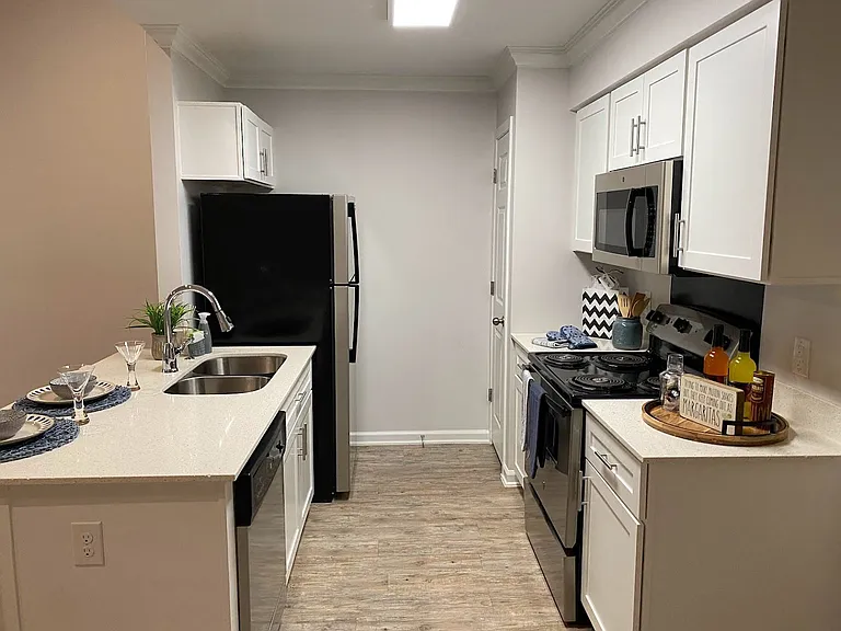 Juniper Springs Apartments — Photo 67