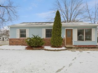 3621 Peach Grove Ln, Oak Forest, IL 60429