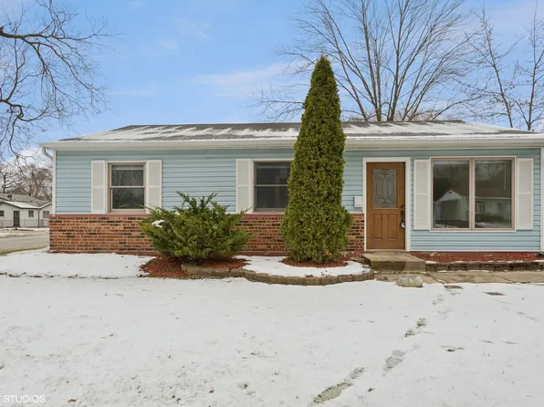 3621 Peach Grove Ln, Oak Forest, IL 60429