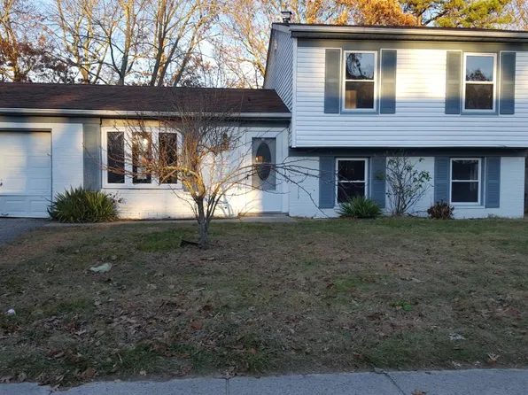 18 Schooner Ave, Barnegat, NJ 08005