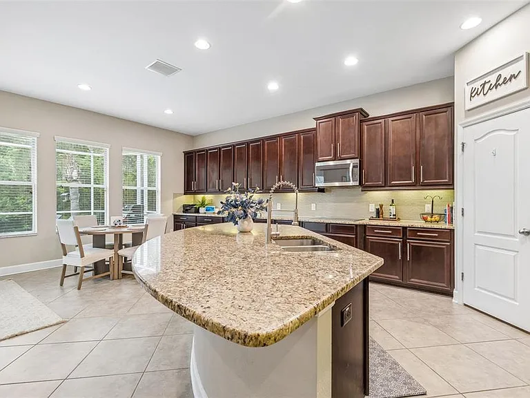 4123 Windcrest Dr — Photo 16