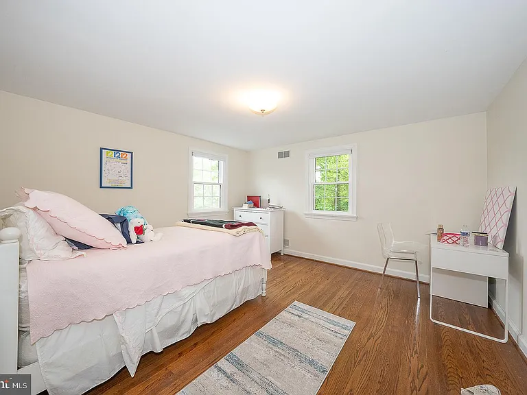 538 Conestoga Rd — Photo 24
