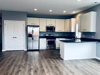 3644 N. Harlem Ave, Chicago, IL 60634