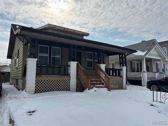 3rd image of 2614 Grand Ave