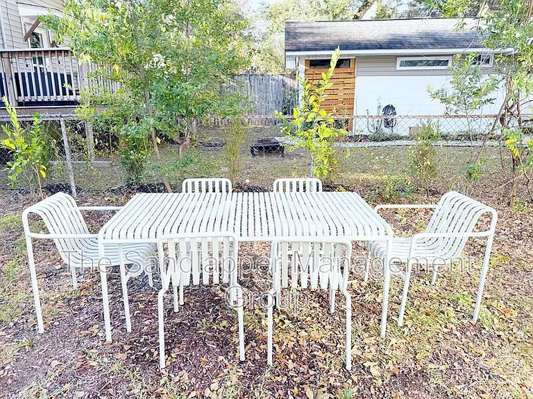 4509 Old Park Rd — Photo 18