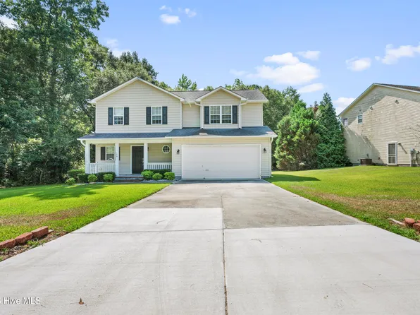 124 Briar Hollow Drive, Jacksonville, NC 28540