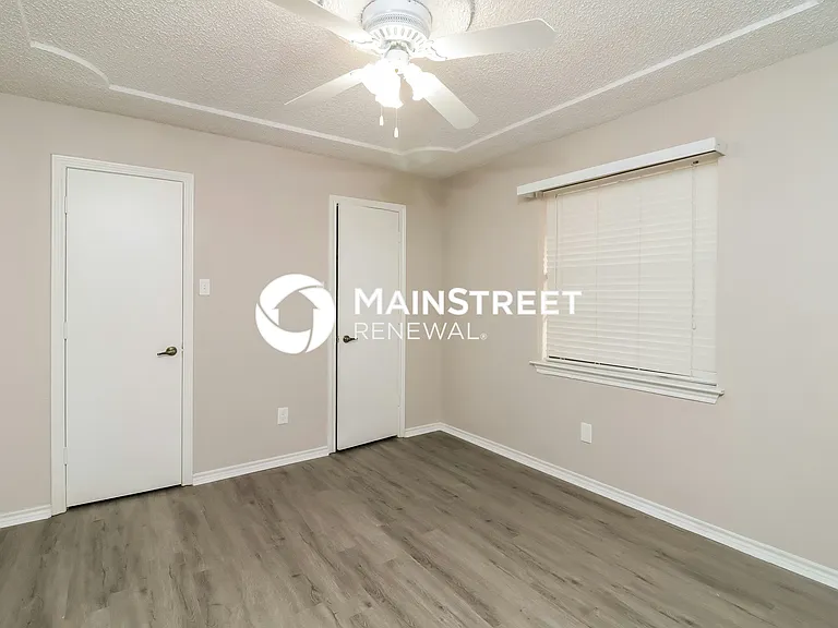 Main Bedroom