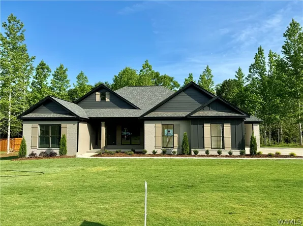 11877 Meadowview Dr, Northport, AL 35475