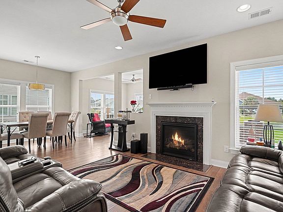 5th image of 768 Devon Estate Ave. #Windsor Plantation