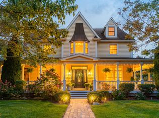 3N985 Walt Whitman Rd, St Charles, IL 60175