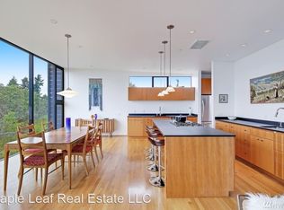 3736 SW Donovan St, Seattle, WA 98126