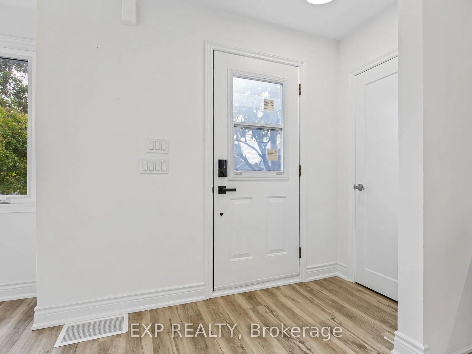3 bed, $2,500 — Photo 3