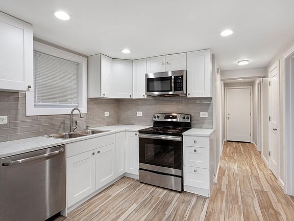 3rd image of 5022 N Mango Ave #1rnk8gxnz