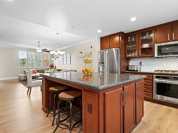 2nd image of 108 Playa Cir