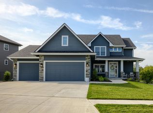 5113 Providence Rd, Council Bluffs, IA 51503