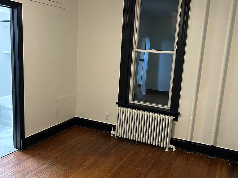 1616 N Vermilion St #1 — Photo 5
