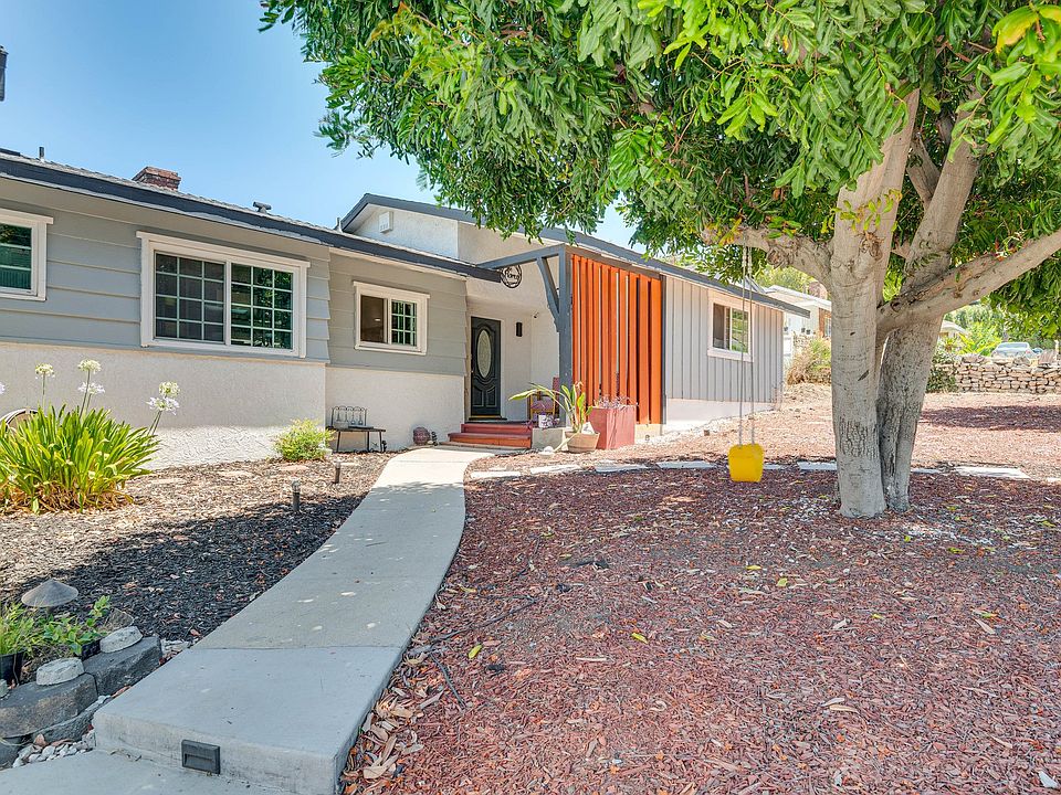 1st image of 15819 Villa Grande Dr
