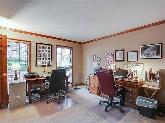 3rd image of 800 Kinsey Ln
