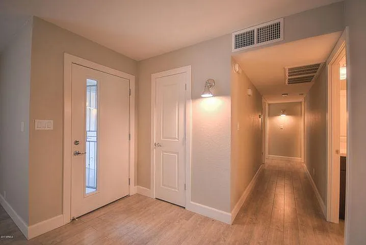 8726 E Montebello Ave — Photo 5