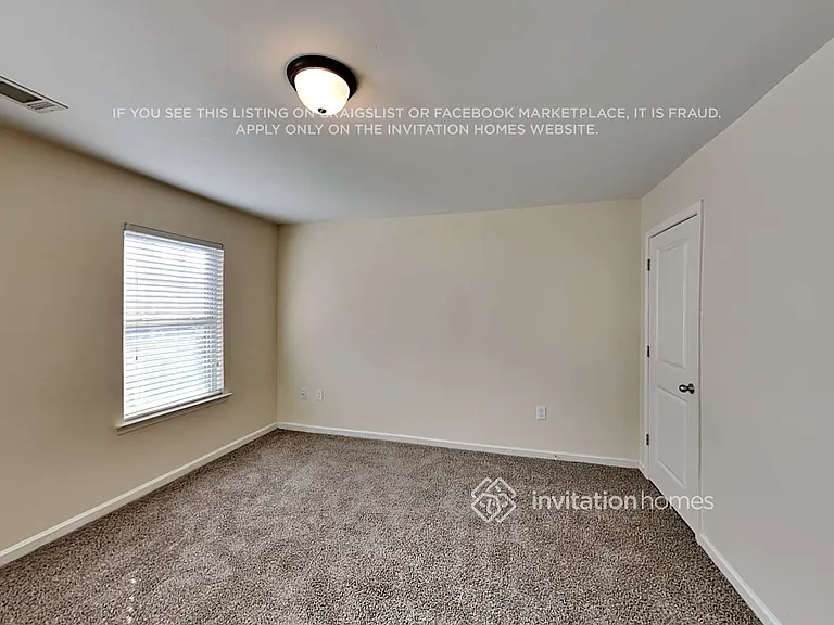 2465 Valley Creek Dr — Photo 11